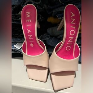 Antonio Melani heels